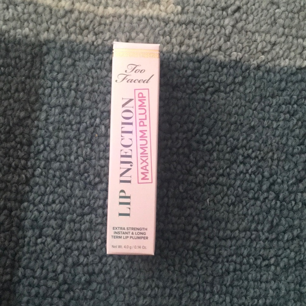 Too Faced Lip Injection Maximum Plump Brand New Full Size